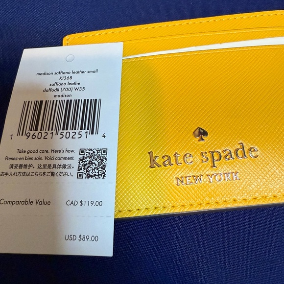 NWT Kate Spade Yellow Cardholder. Sunny and Chic - Picture 4 of 7